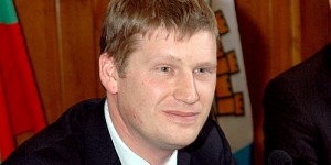 Джонатан Алън